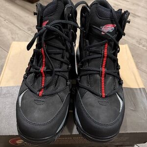 NEW Red Wing Flex Force 6671 Black Aluminum Safety Toe Boots - Men's 9.5 E2/W2